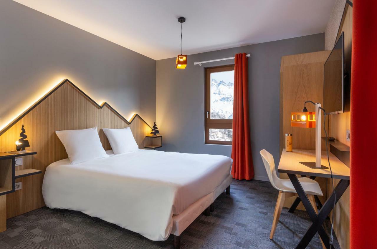 Hotel Base Camp Lodge - Bourg Saint Maurice Екстериор снимка