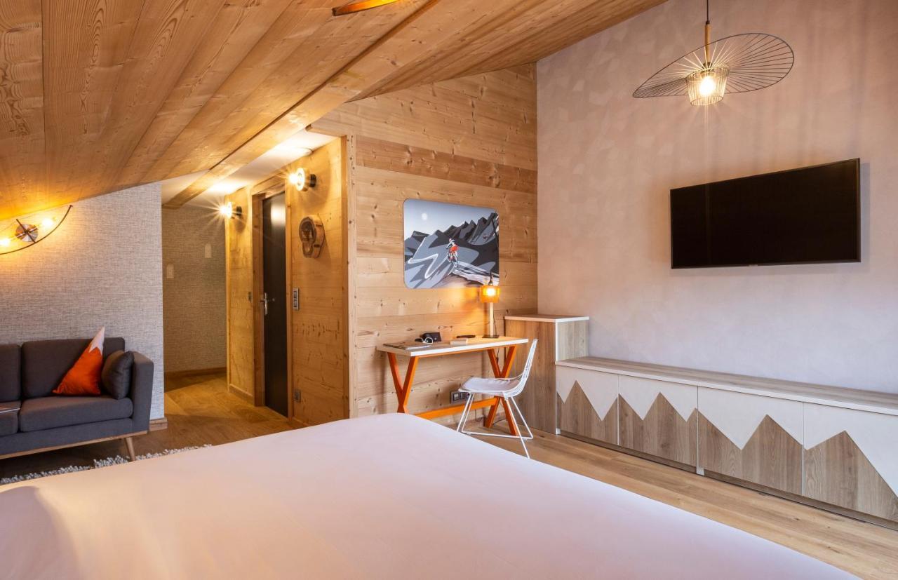 Hotel Base Camp Lodge - Bourg Saint Maurice Екстериор снимка