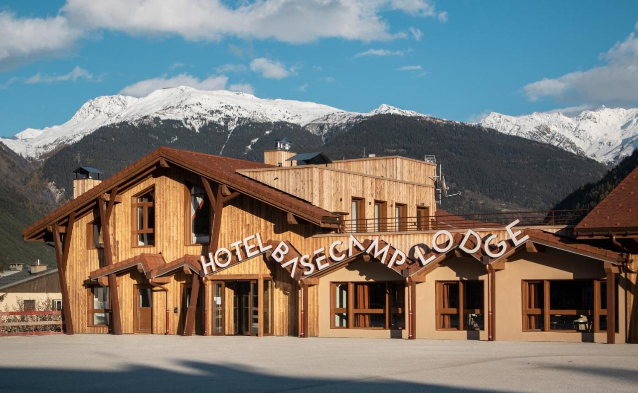 Hotel Base Camp Lodge - Bourg Saint Maurice Екстериор снимка