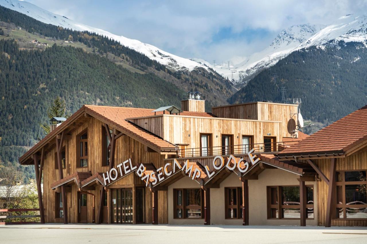 Hotel Base Camp Lodge - Bourg Saint Maurice Екстериор снимка