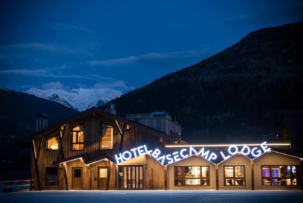 Hotel Base Camp Lodge - Bourg Saint Maurice Екстериор снимка