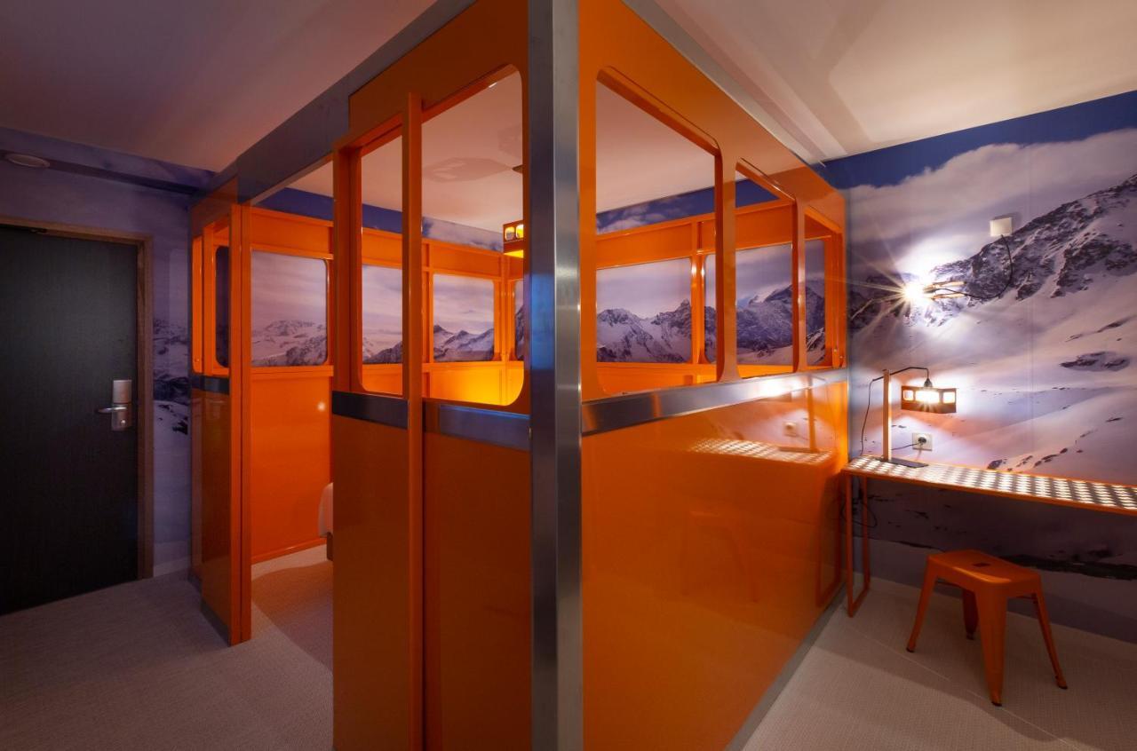 Hotel Base Camp Lodge - Bourg Saint Maurice Екстериор снимка