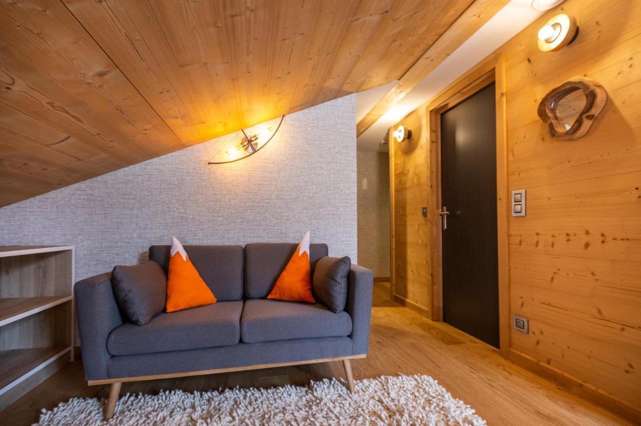 Hotel Base Camp Lodge - Bourg Saint Maurice Екстериор снимка